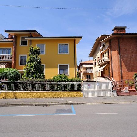 Casa Di Manu Apartment มอนเตกาตินี แตร์เม ภายนอก รูปภาพ